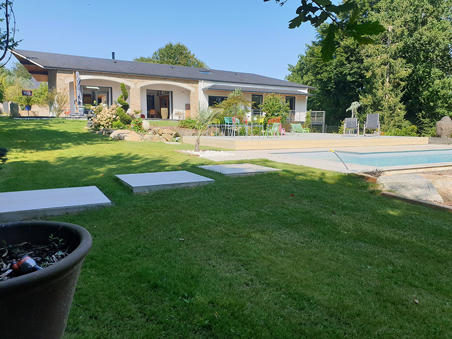 Terrasse coulissante sur piscine à Toulouse